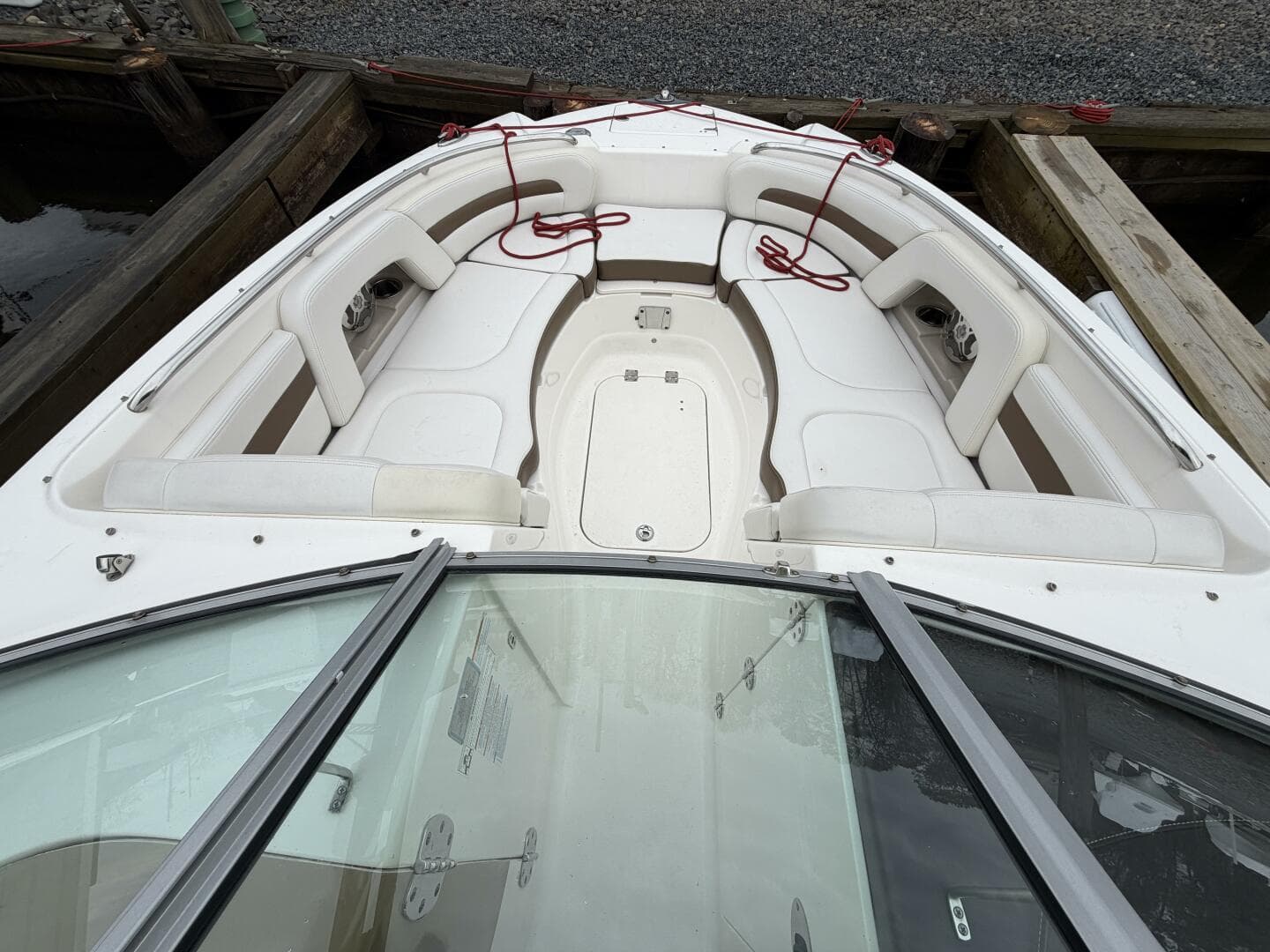 2016 Chaparral 264 Sunsesta