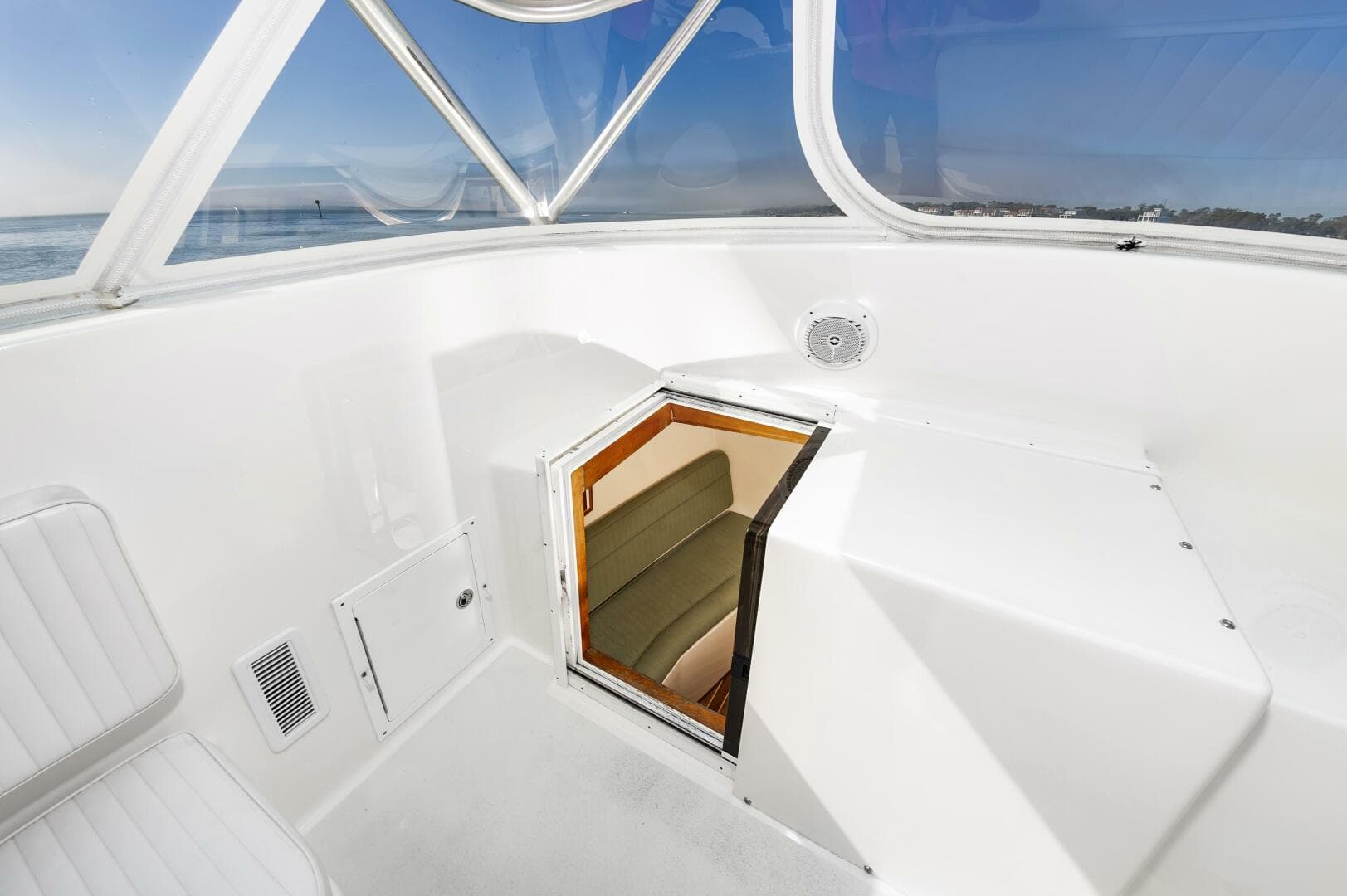 2003 Custom Carolina 40 Layton Express