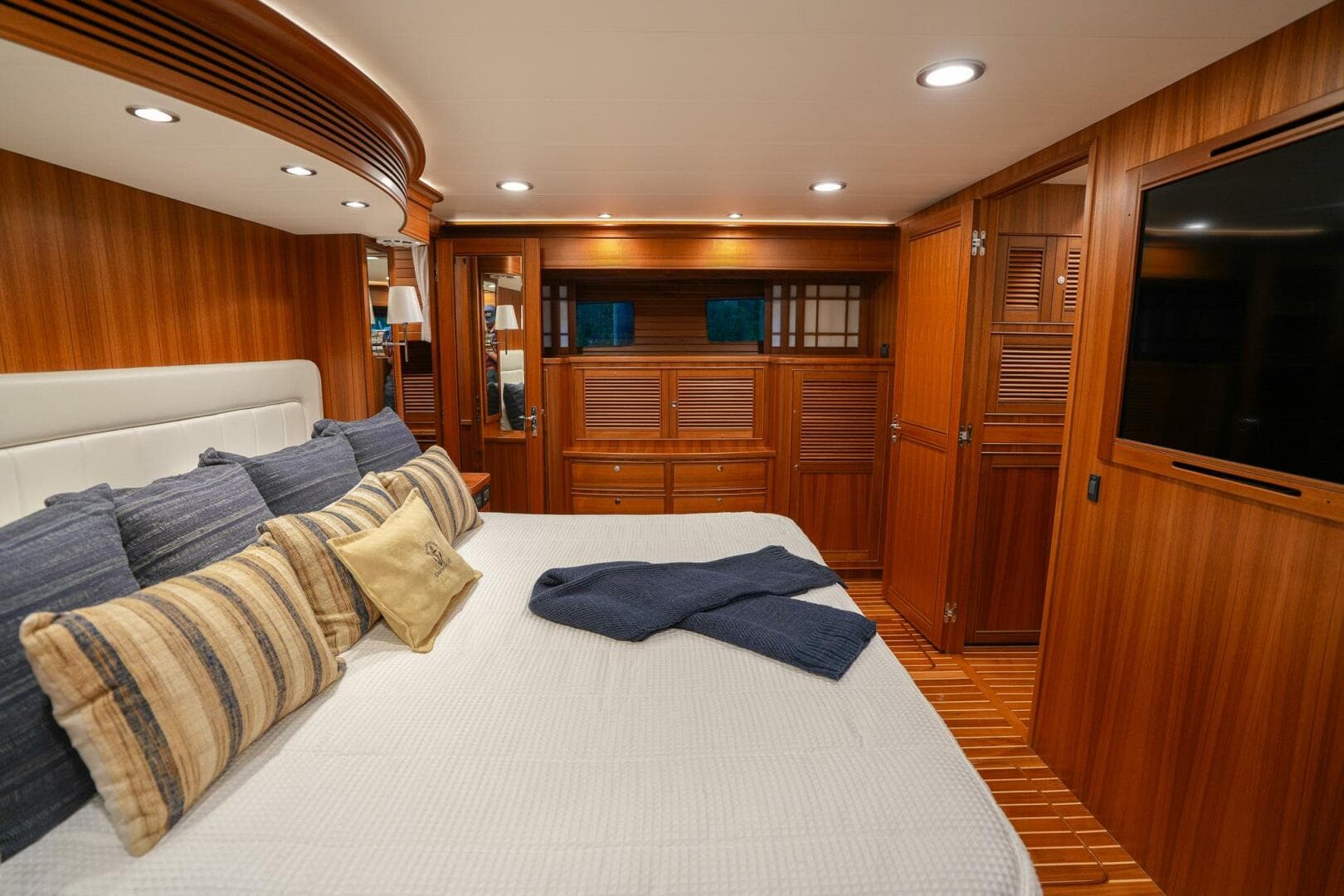 Master Stateroom Facing Port