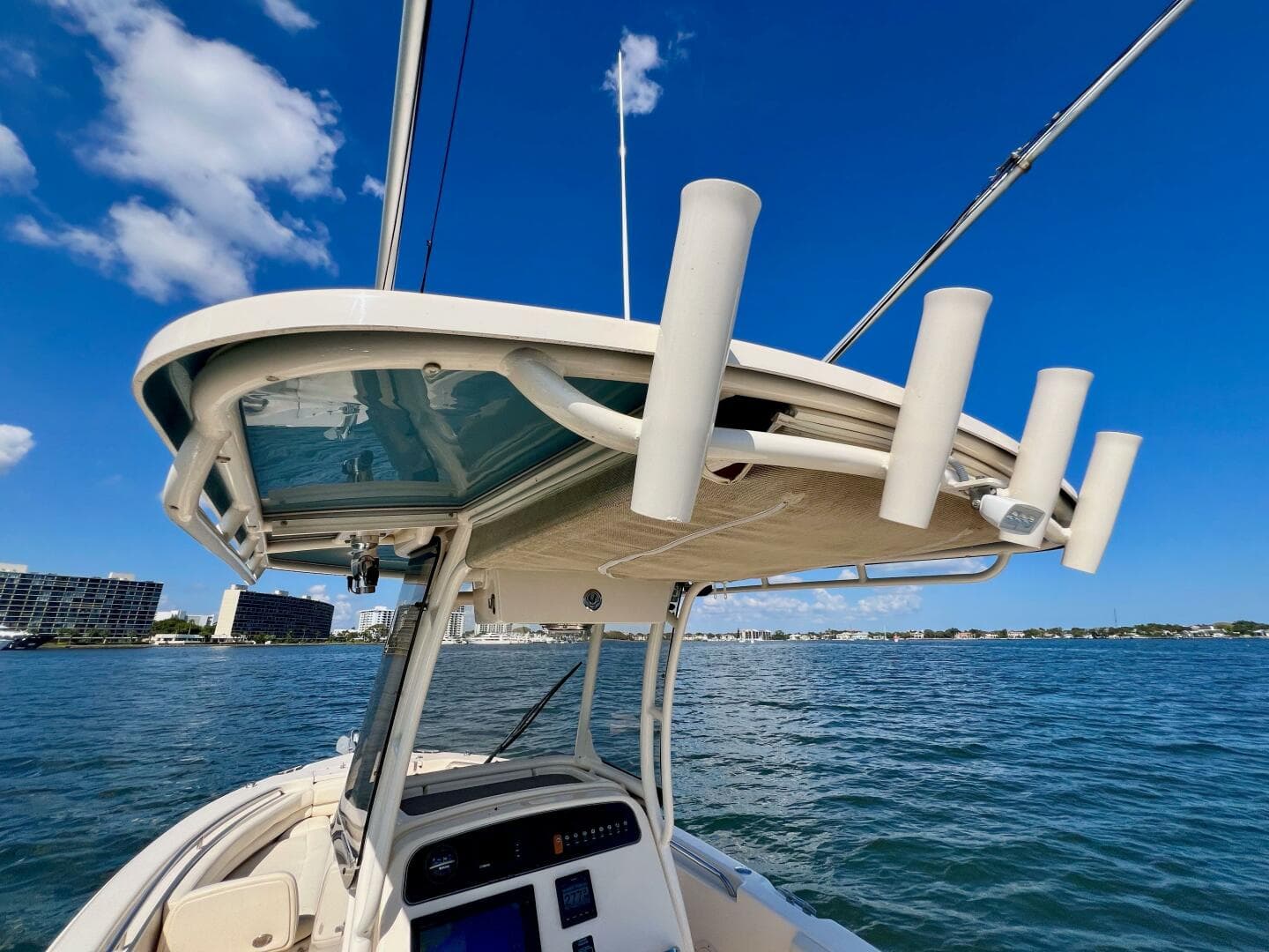 2018 Grady-White Fisherman 257