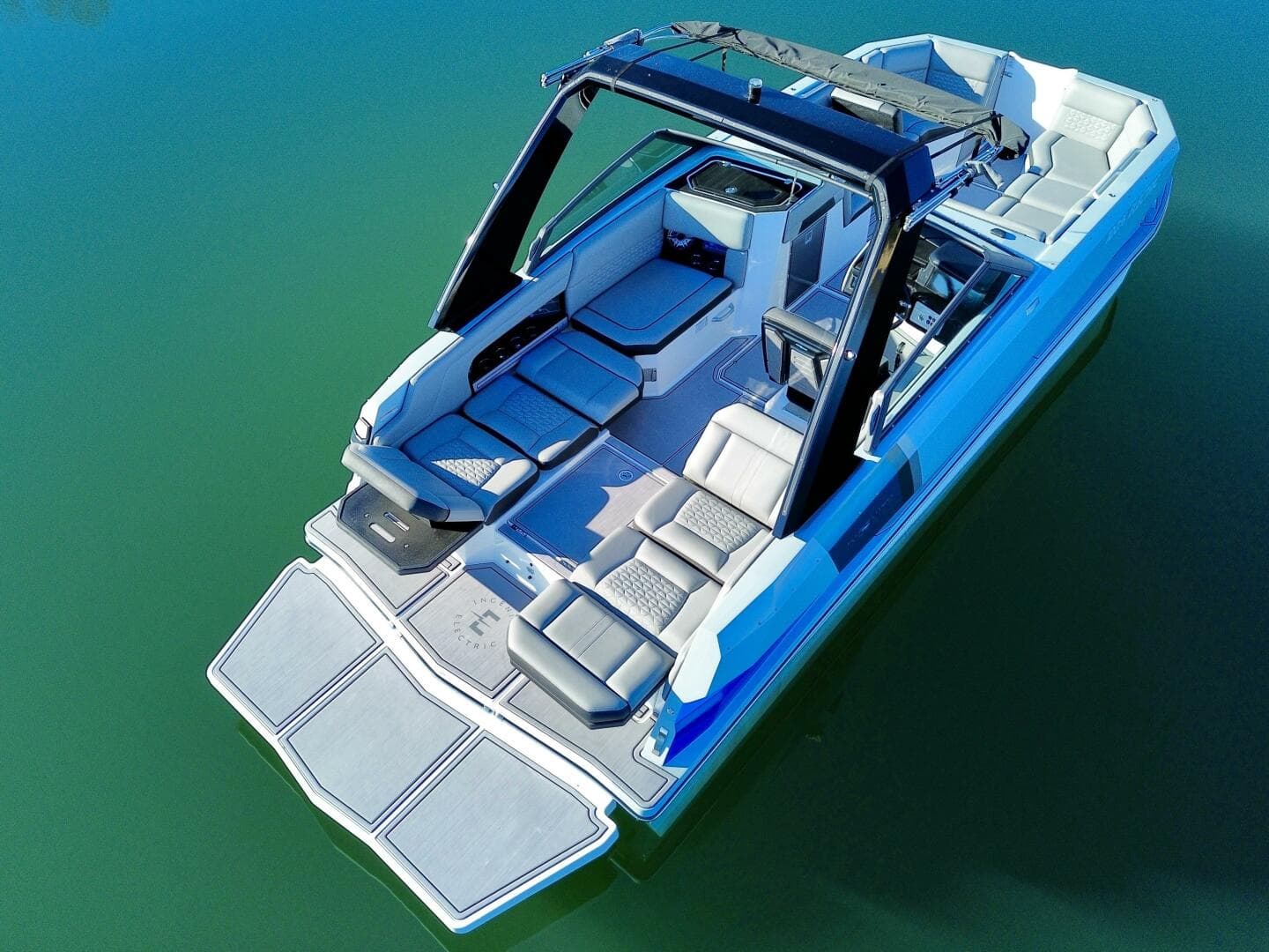 2023 Correct Craft Ingenity 23EL2 Electric Boat