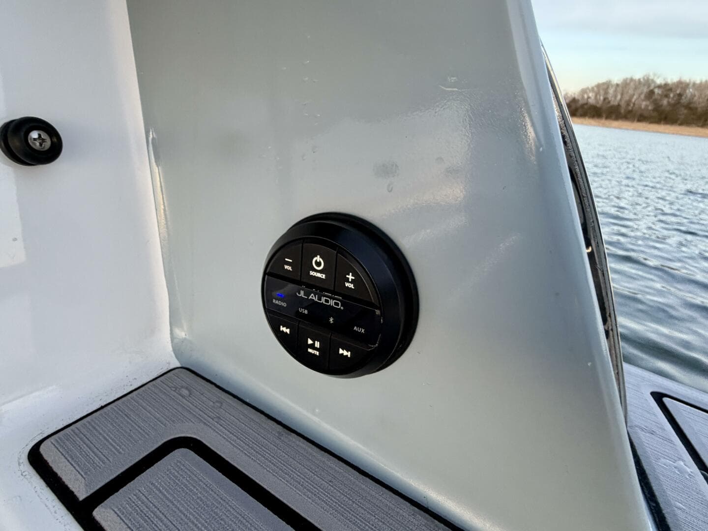 2023 Correct Craft Ingenity 23EL2 Electric Boat