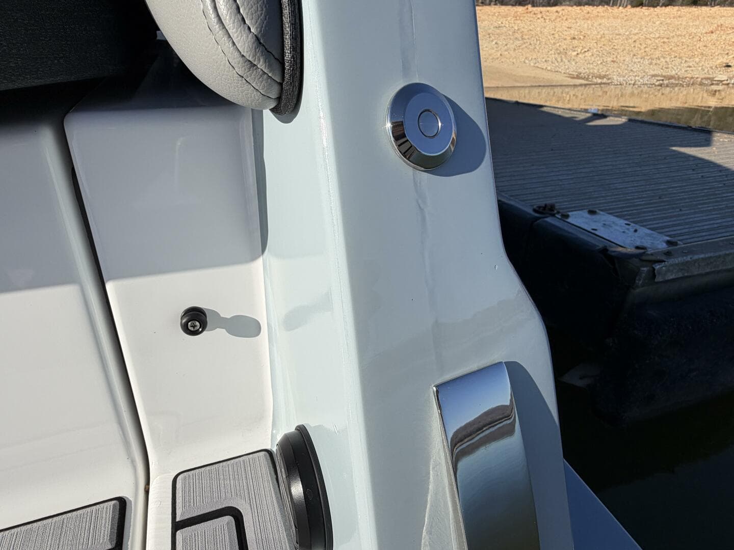 2023 Correct Craft Ingenity 23EL2 Electric Boat