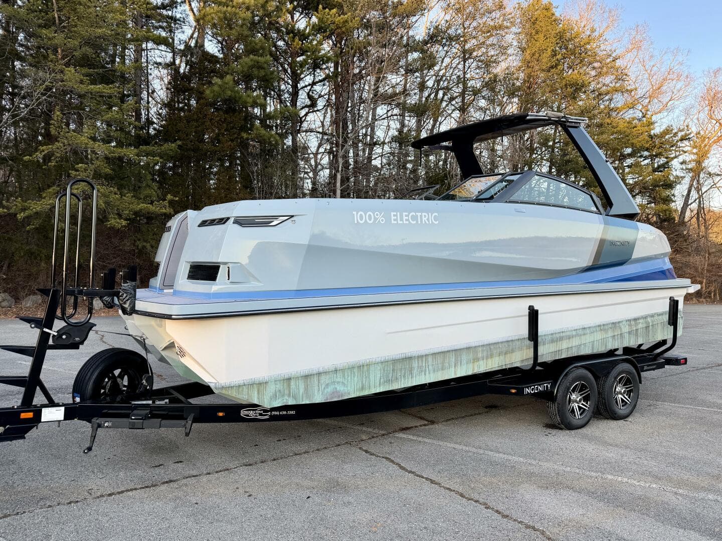 2023 Correct Craft Ingenity 23EL2 Electric Boat