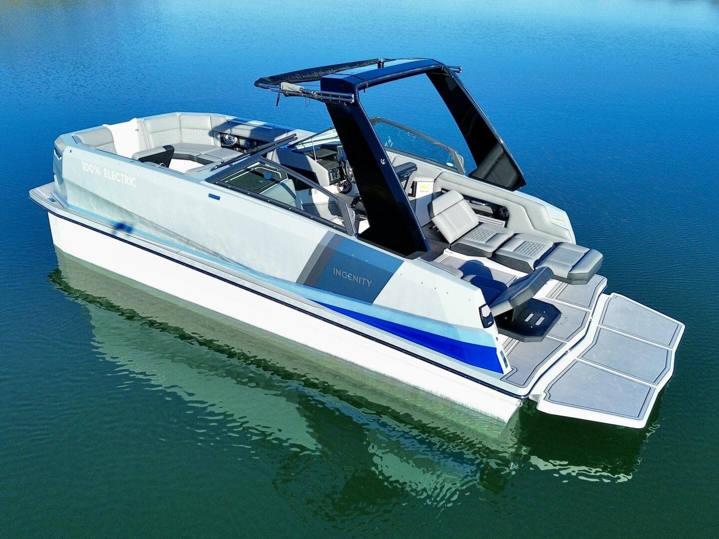 2023 Correct Craft Ingenity 23EL2 Electric Boat