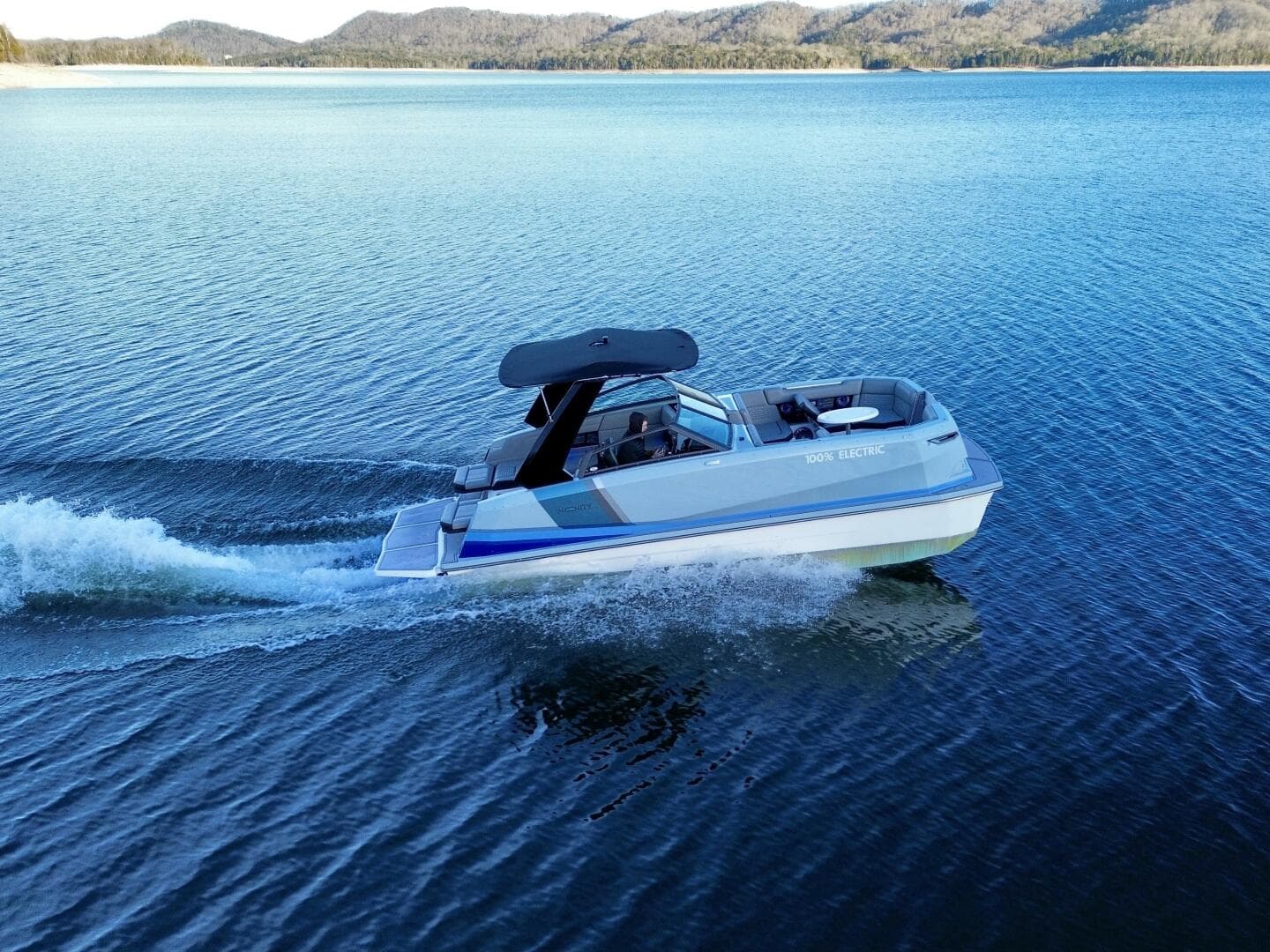 2023 Correct Craft Ingenity 23EL2 Electric Boat