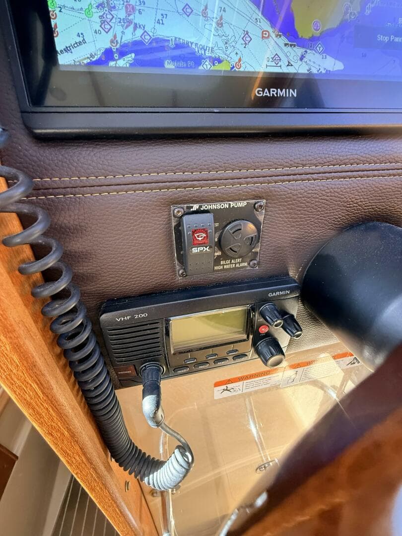 2016 Ranger Tugs R-25 SC