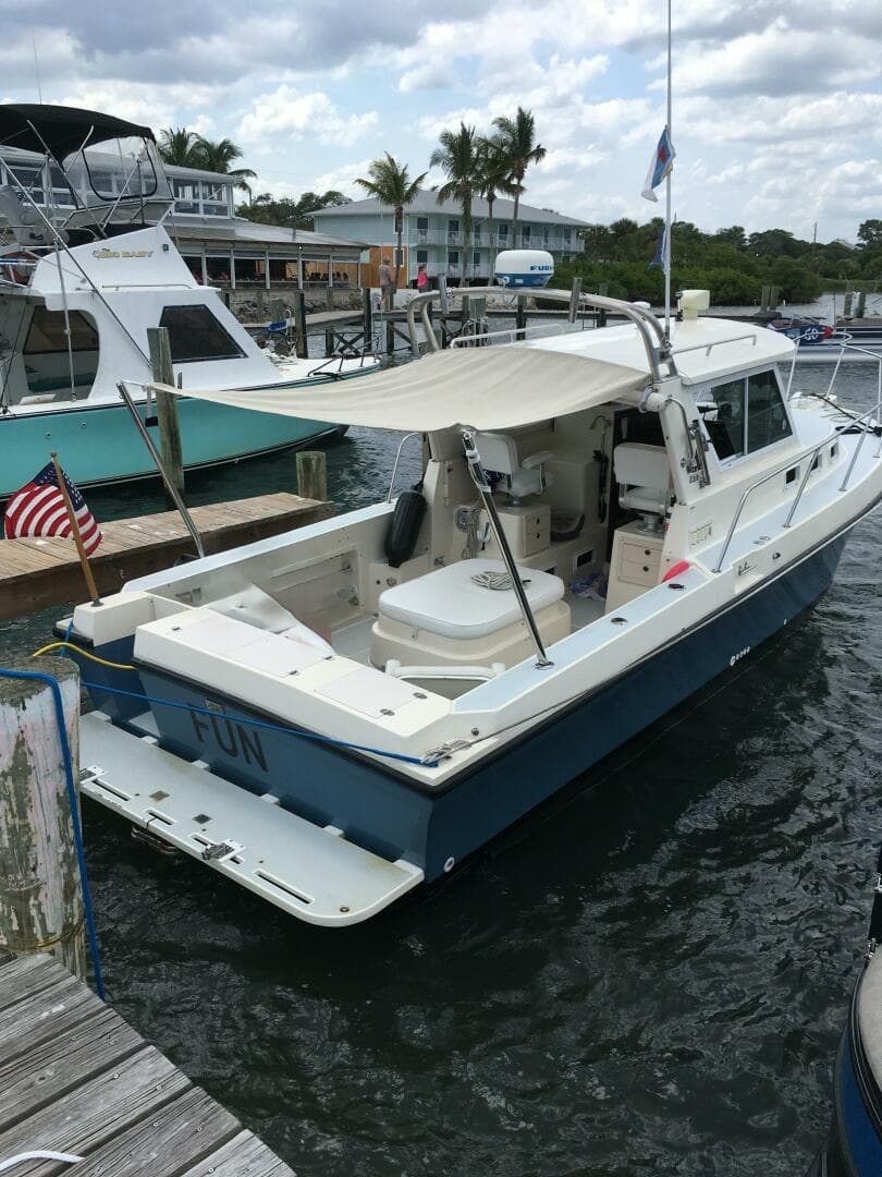 28' Albin cockpit sun shade