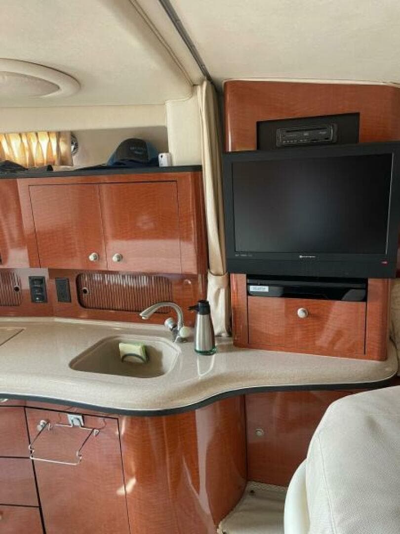 2005 Sea Ray Sundancer 320