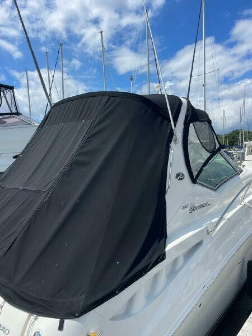 2005 Sea Ray Sundancer 320