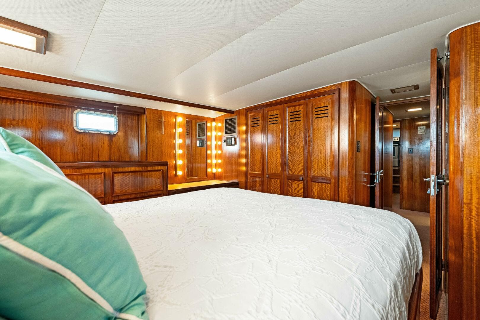 1979 Hatteras 53 Classic
