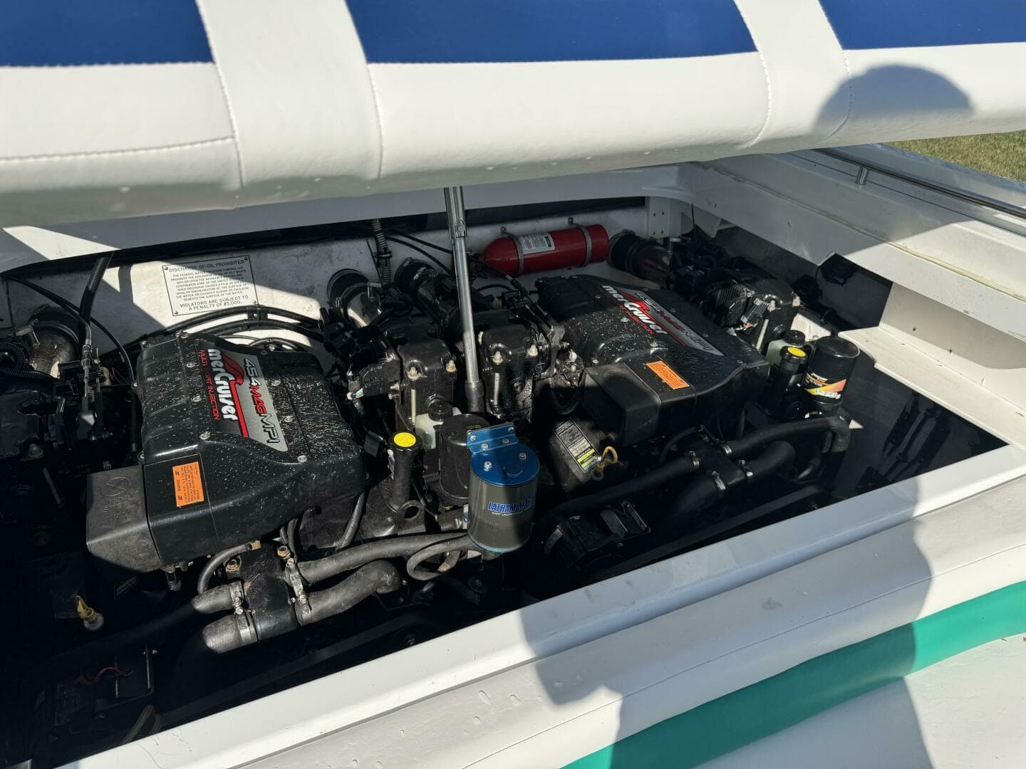 Twin MerCruiser 454 MAG MPI Engines