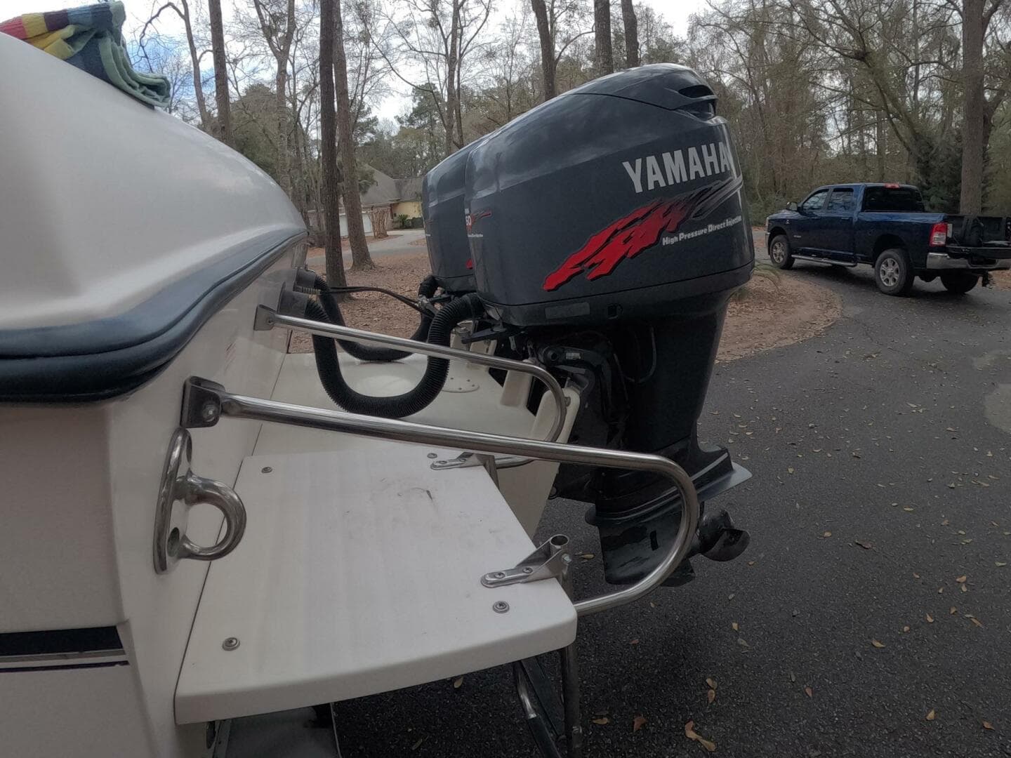 2001 Grady-White Gulfstream 232