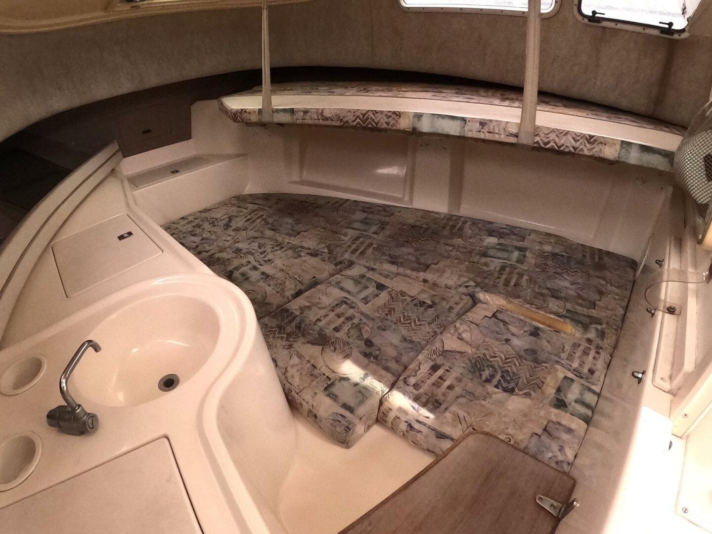 2001 Grady-White Gulfstream 232