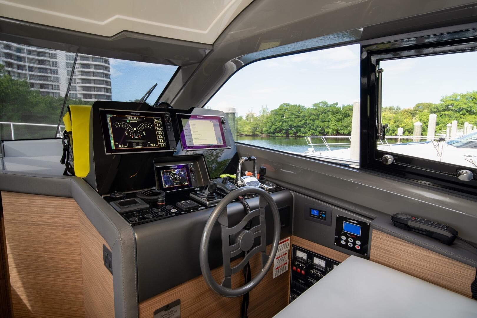 2018 Ferretti Yachts 450 Fly