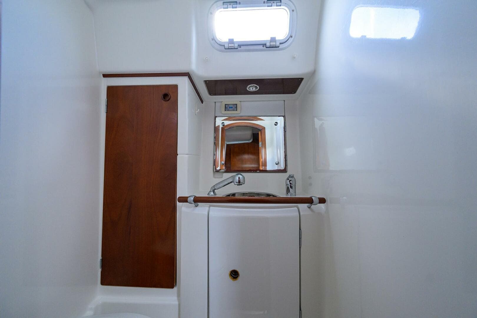 2003 Beneteau 