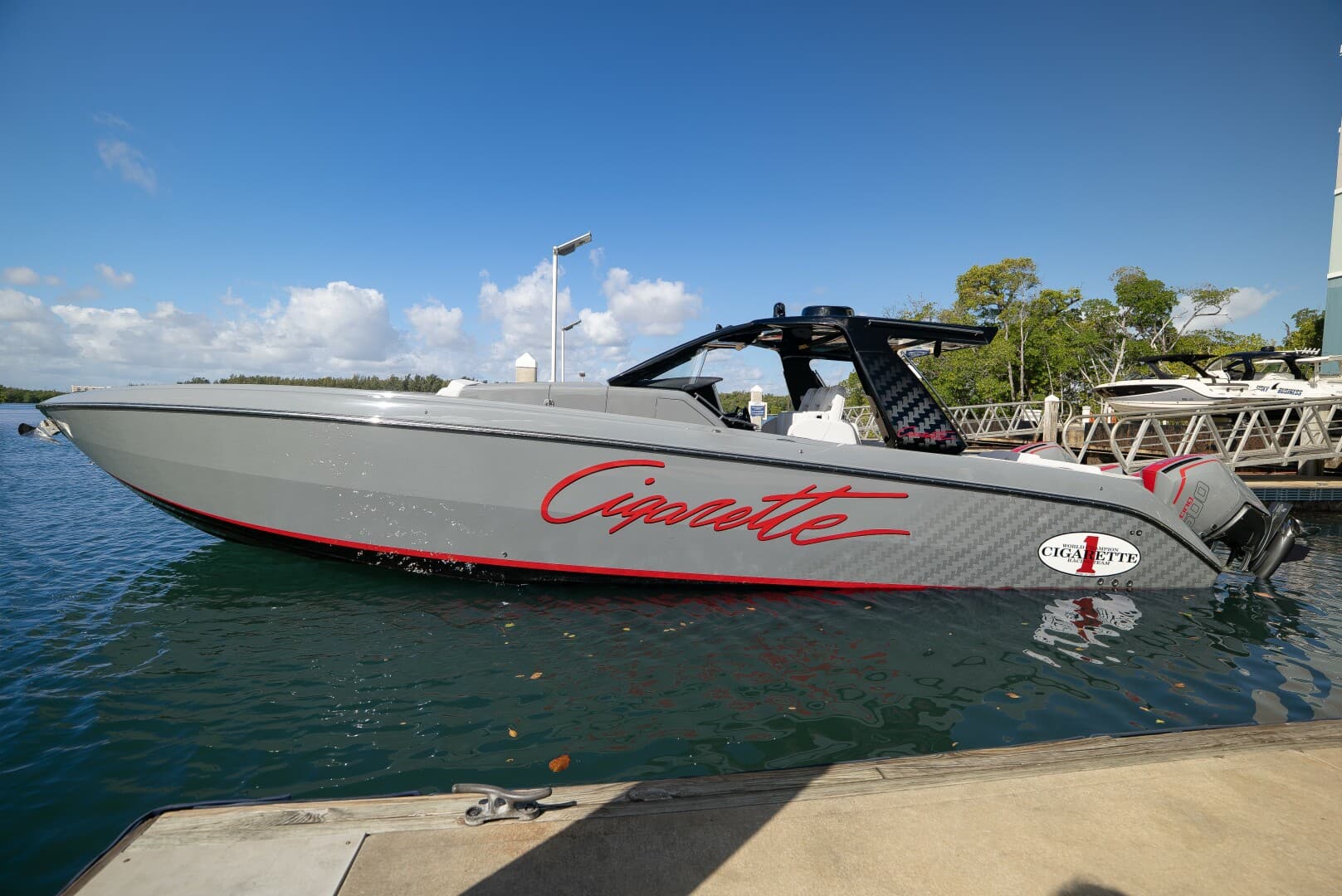 2026 Cigarette 42’ Auroris