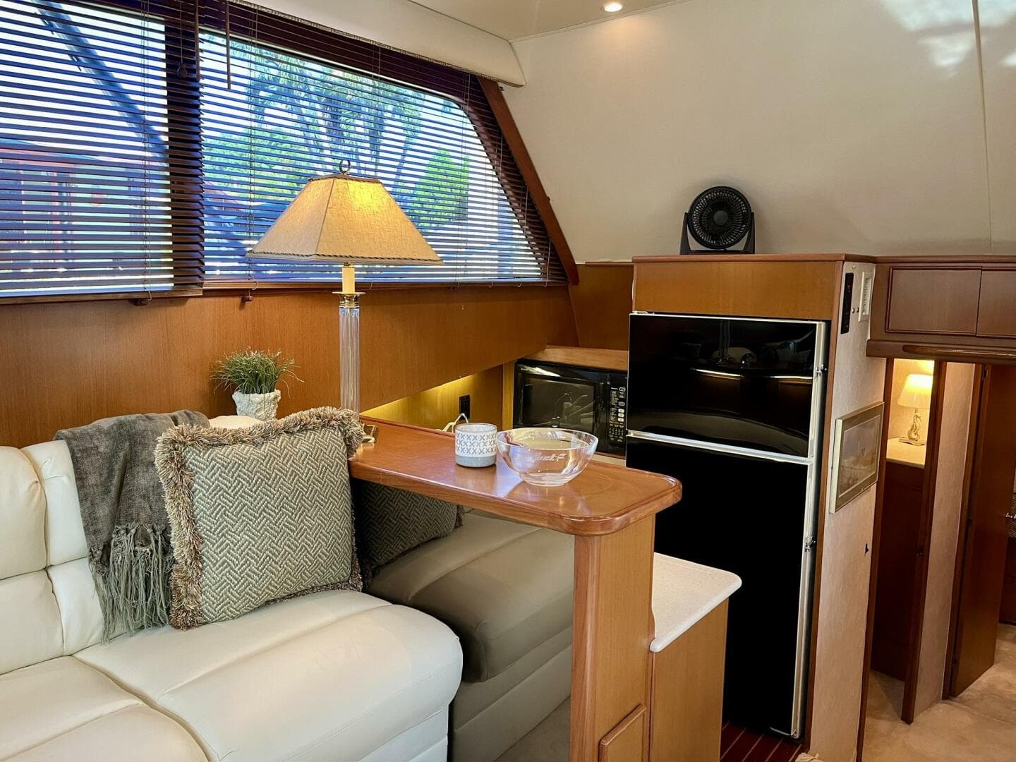 1999 Post 42 Convertible