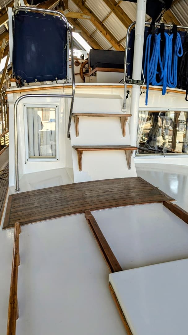 1974 Grand Banks 36 Classic