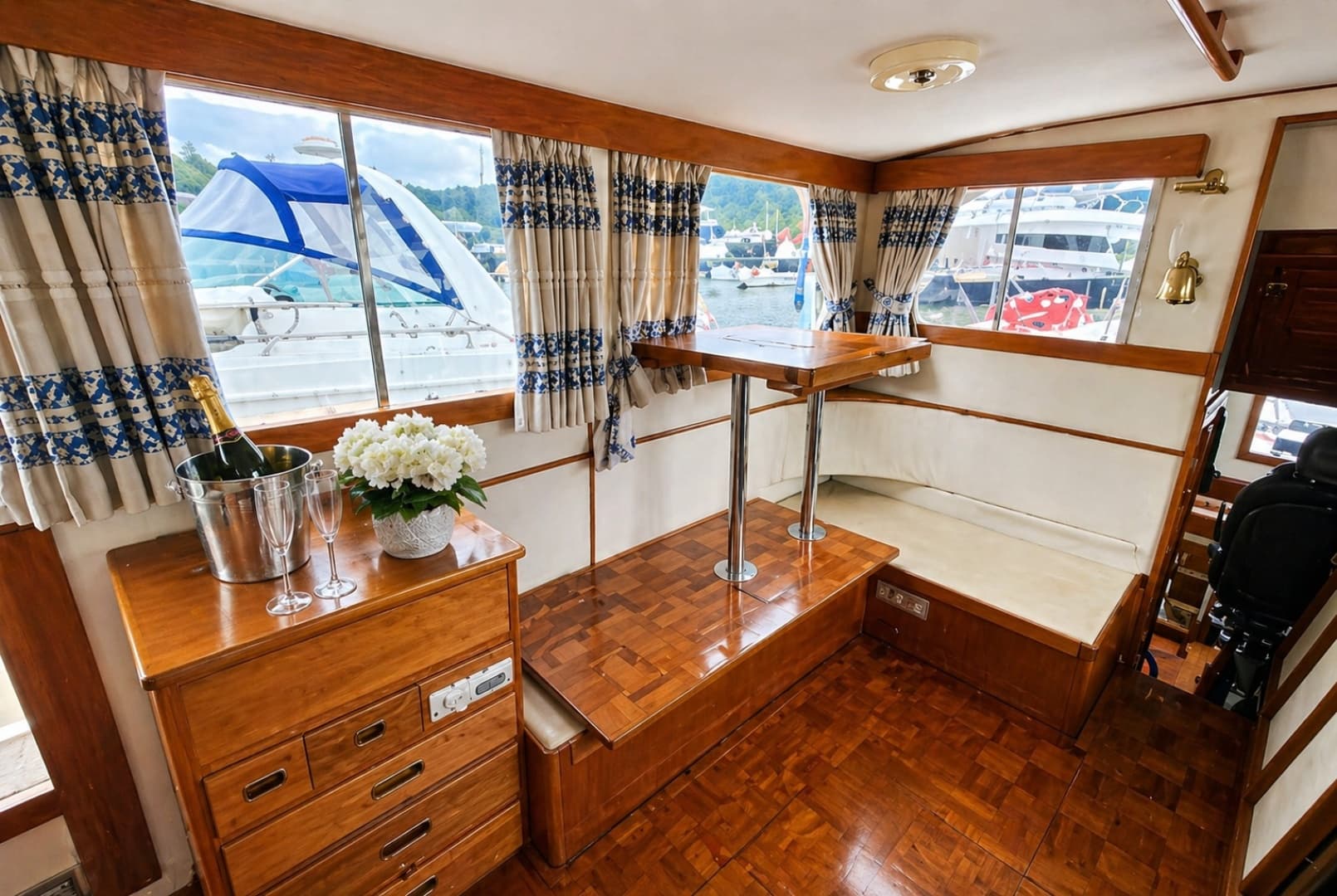 1974 Grand Banks 36 Classic