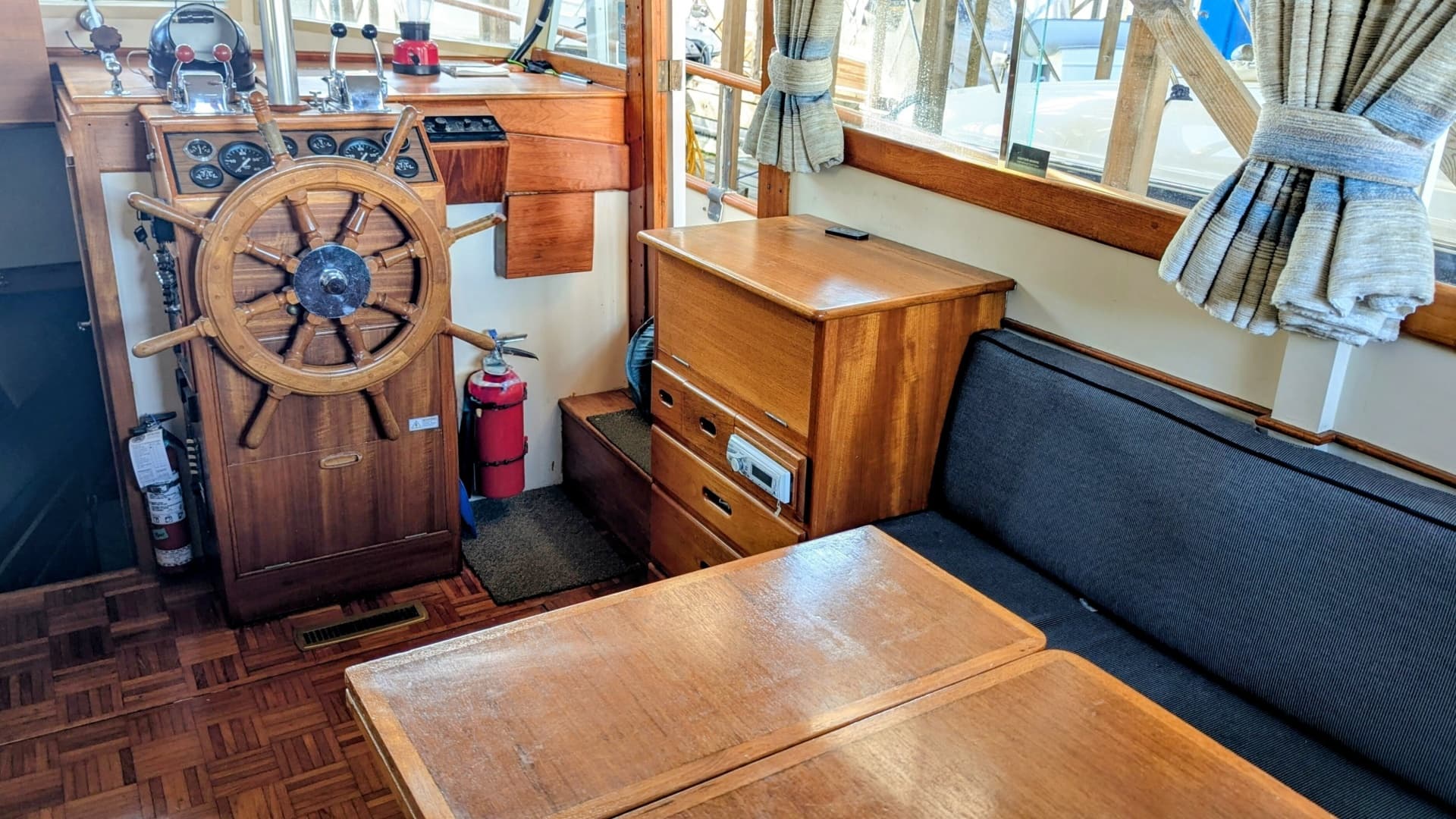 1974 Grand Banks 36 Classic