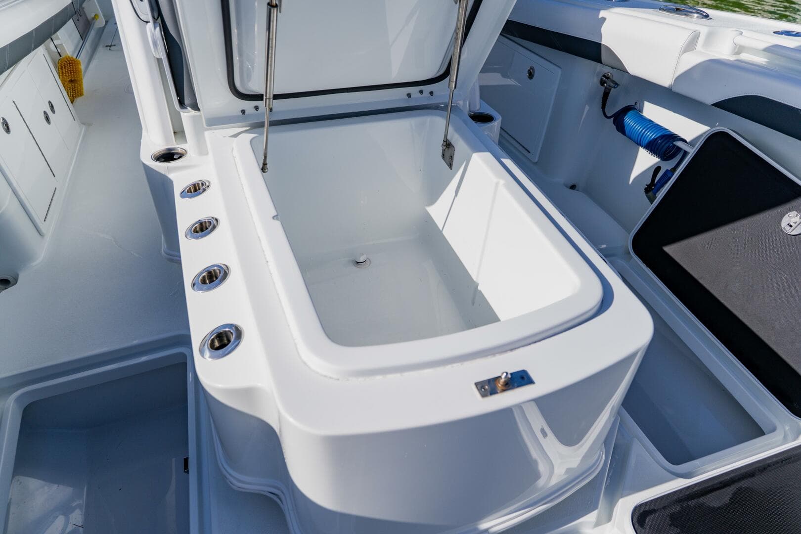 2025 Yellowfin 36 Offshore