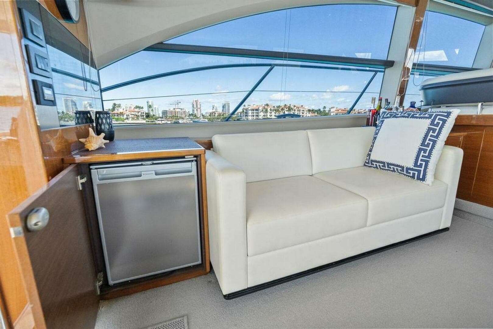 2016 Princess 60 Flybridge Motor Yacht