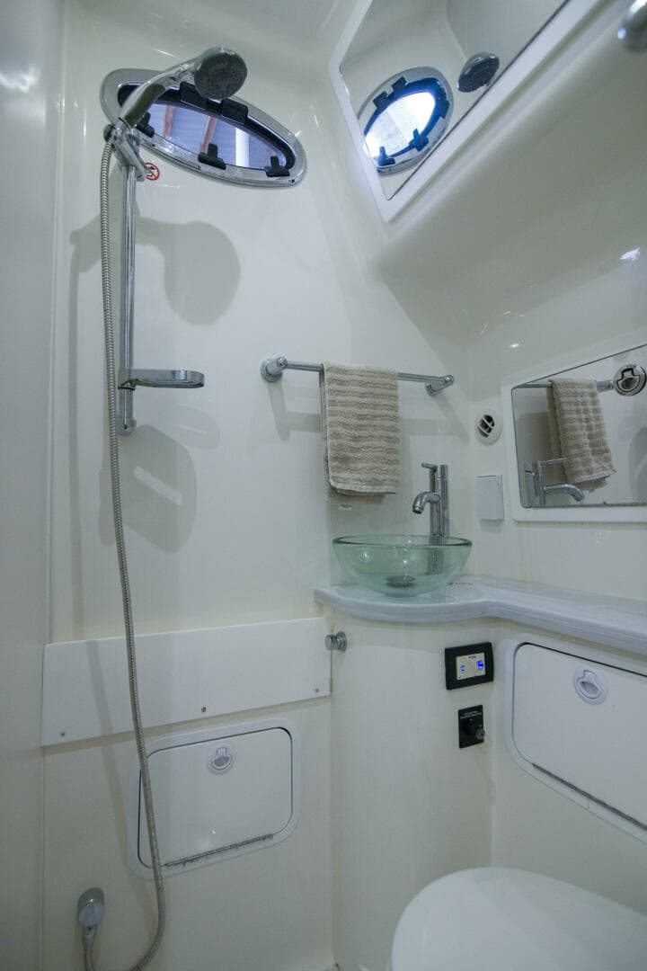 Regulator 41 - Miss Megan - Head