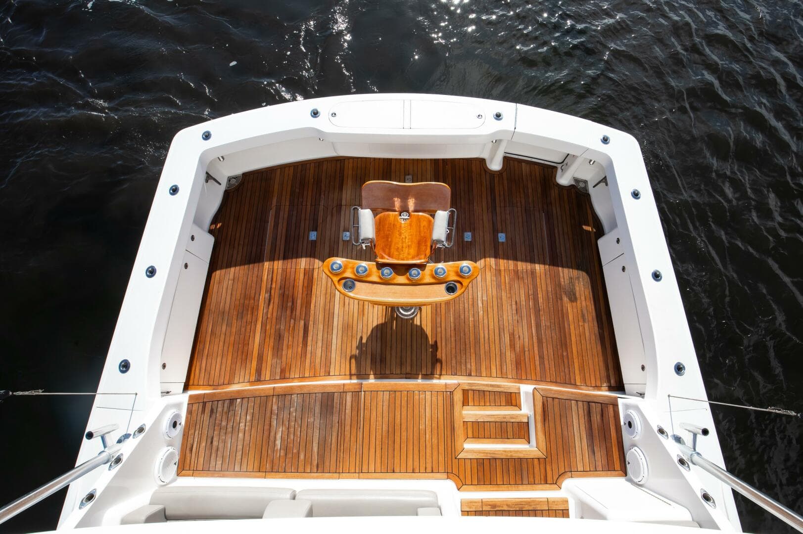 Viking 68 - Mobster - Cockpit, Fighting Chair