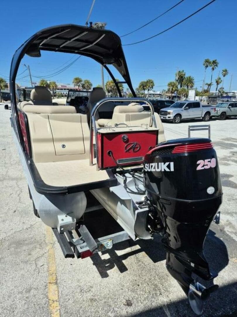 2017 Avalon 2785 Catalina QL