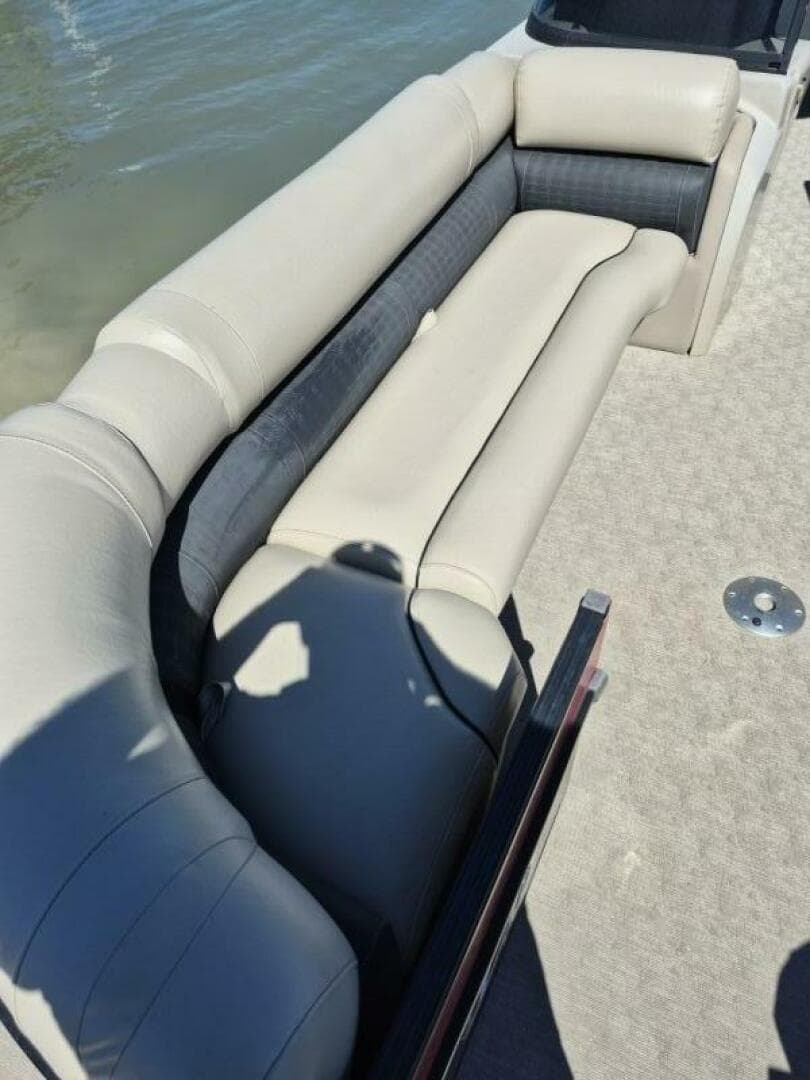 2017 Avalon 2785 Catalina QL