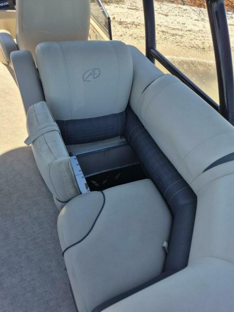 2017 Avalon 2785 Catalina QL