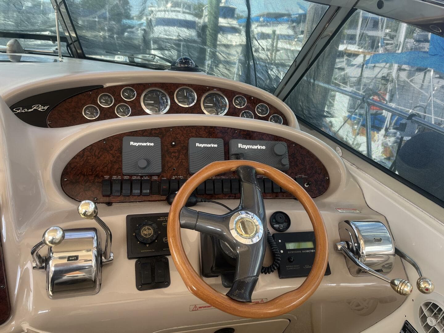 2003 Sea Ray 410 Express Cruiser