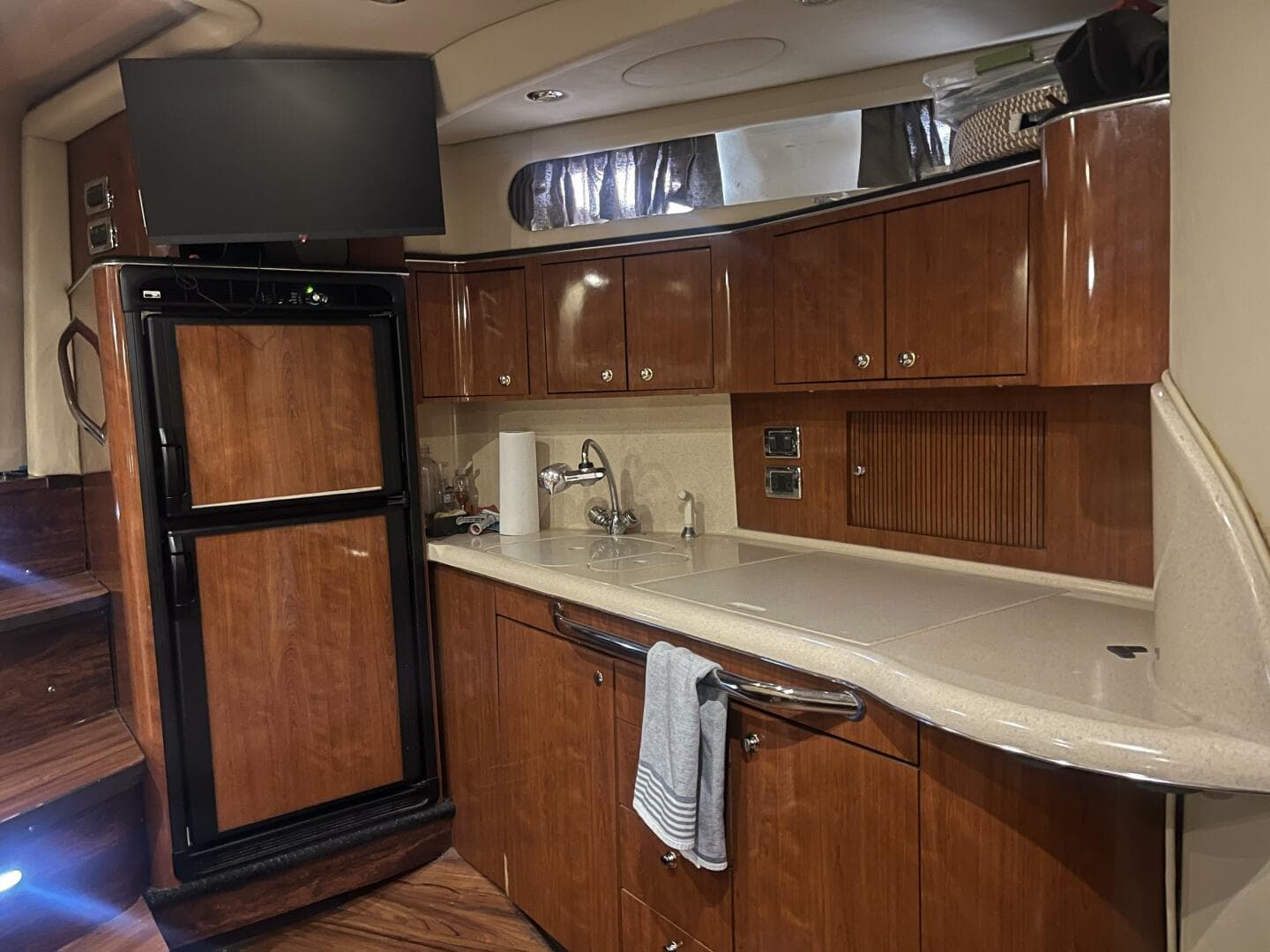 2003 Sea Ray 410 Express Cruiser