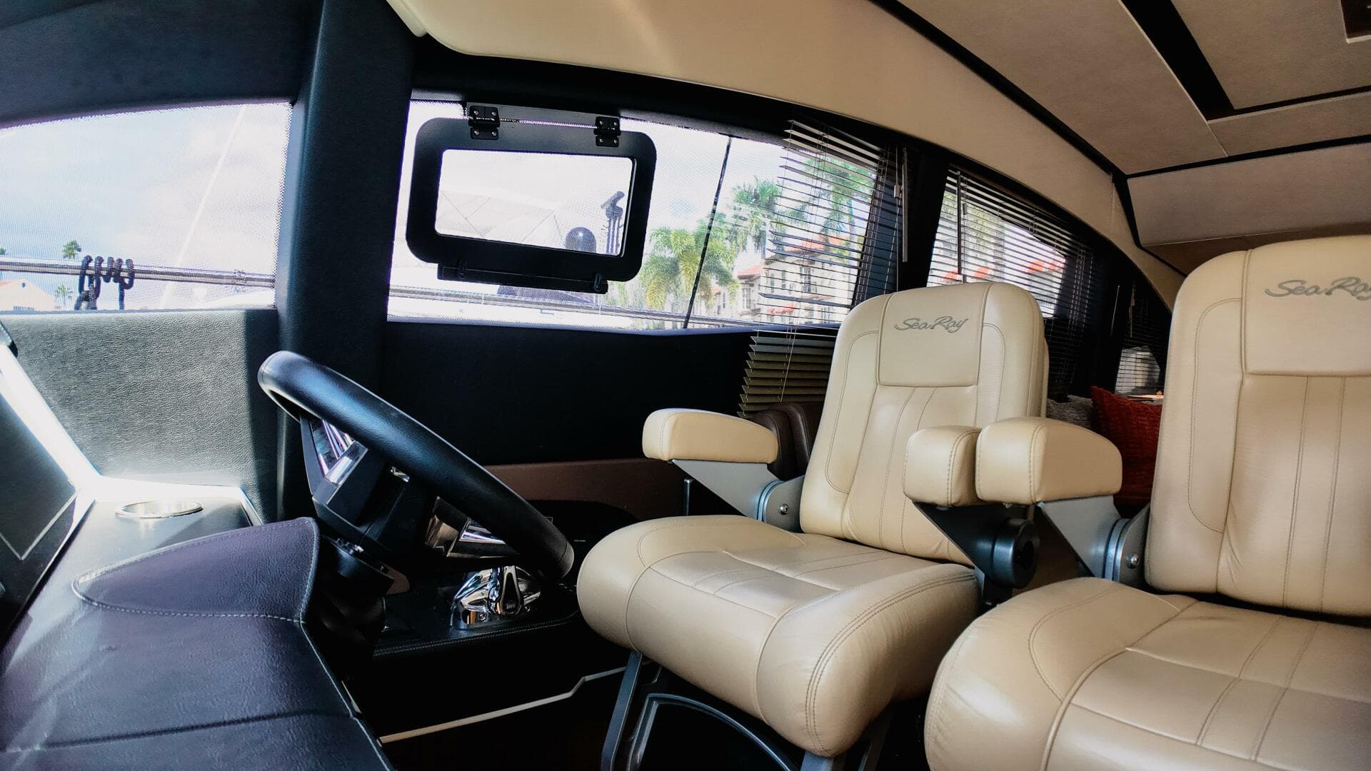 2016 Sea Ray L590 Fly