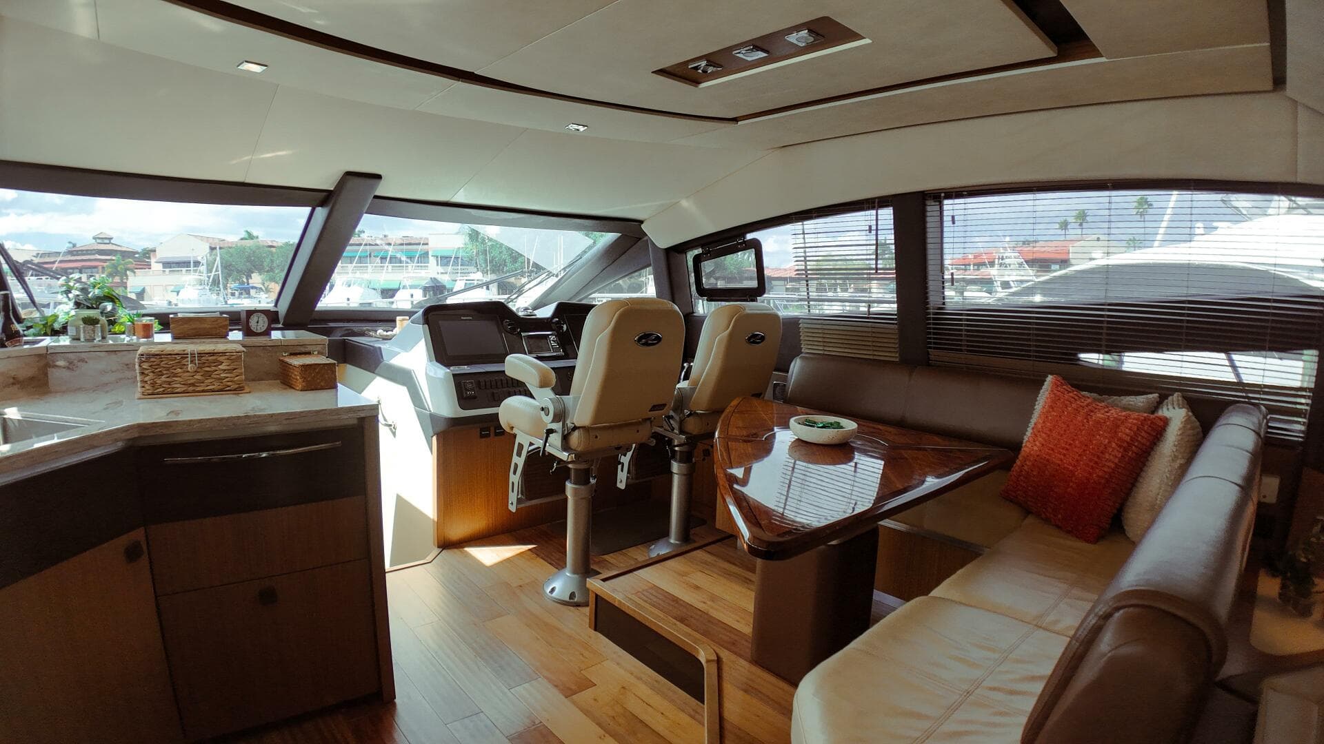 2016 Sea Ray L590 Fly