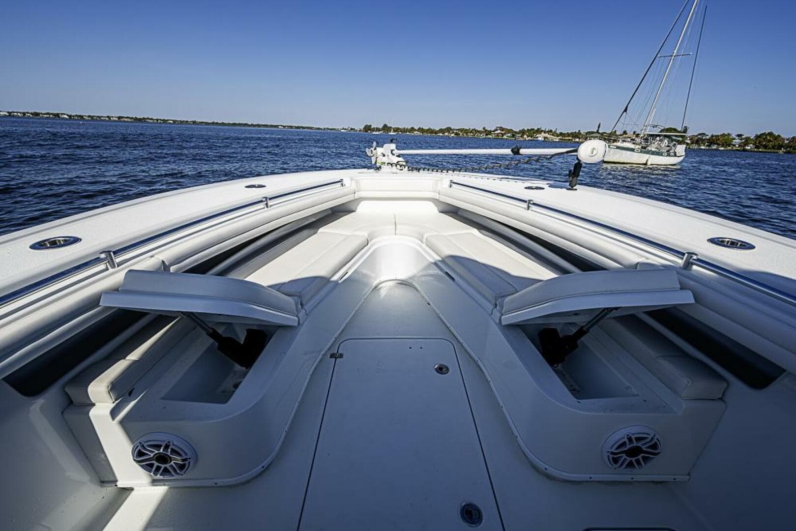 2021 Yellowfin 32 Offshore