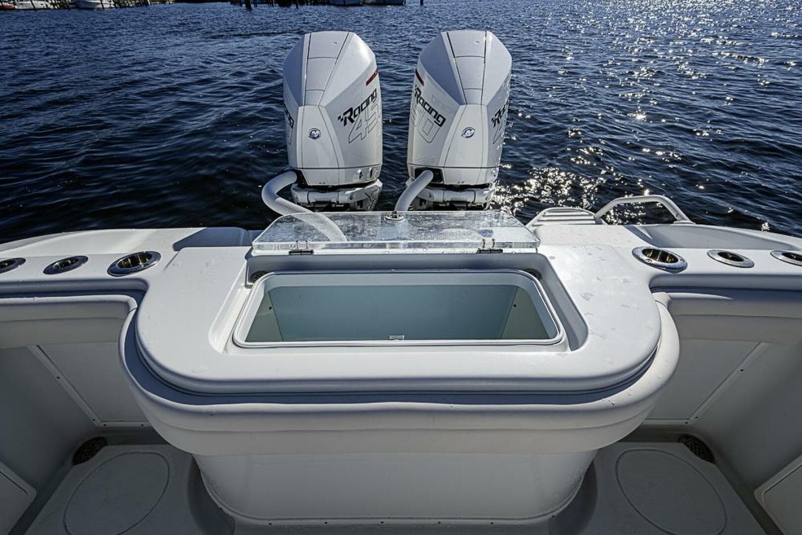 2021 Yellowfin 32 Offshore