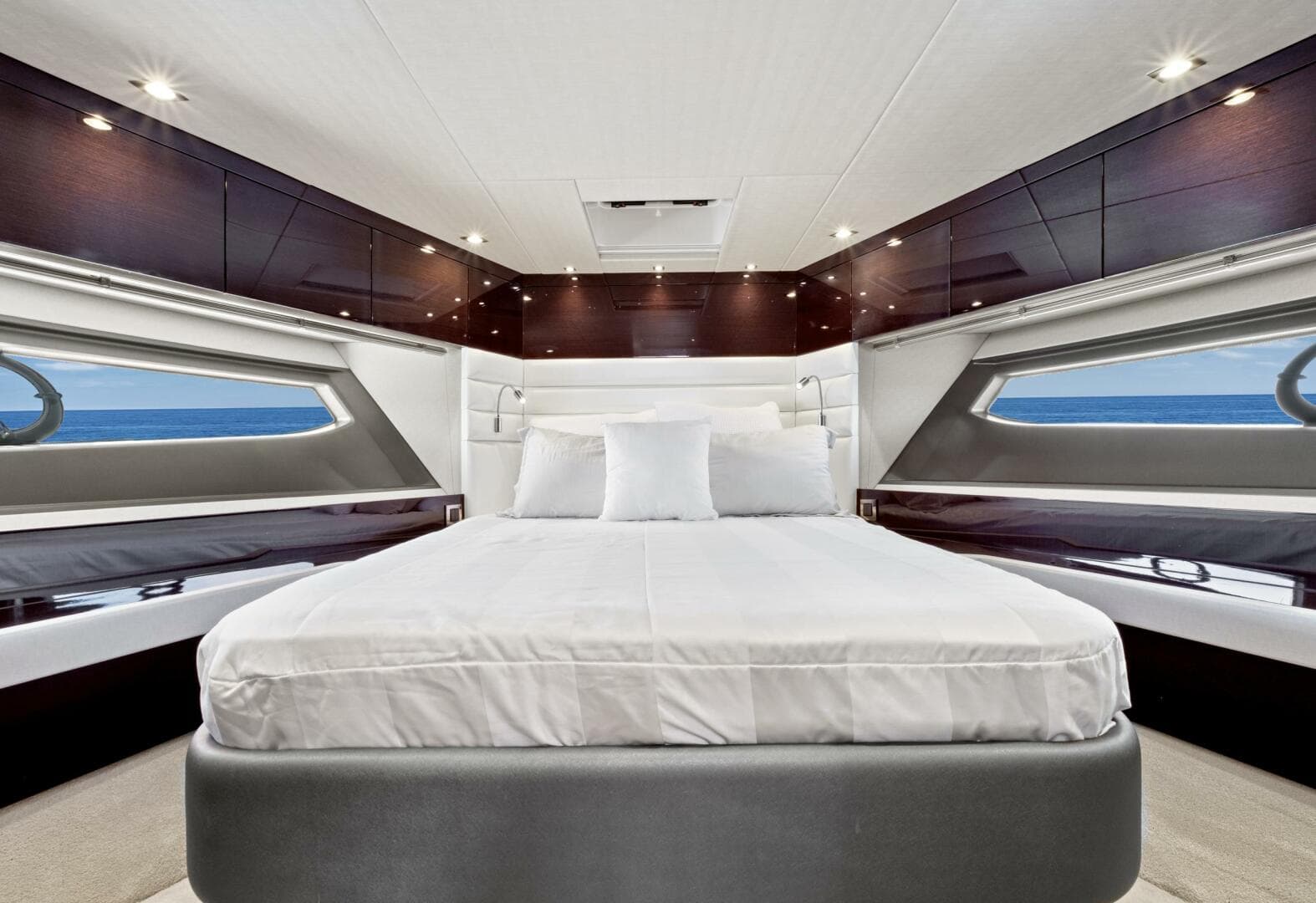 2019 Sunseeker Manhattan 66