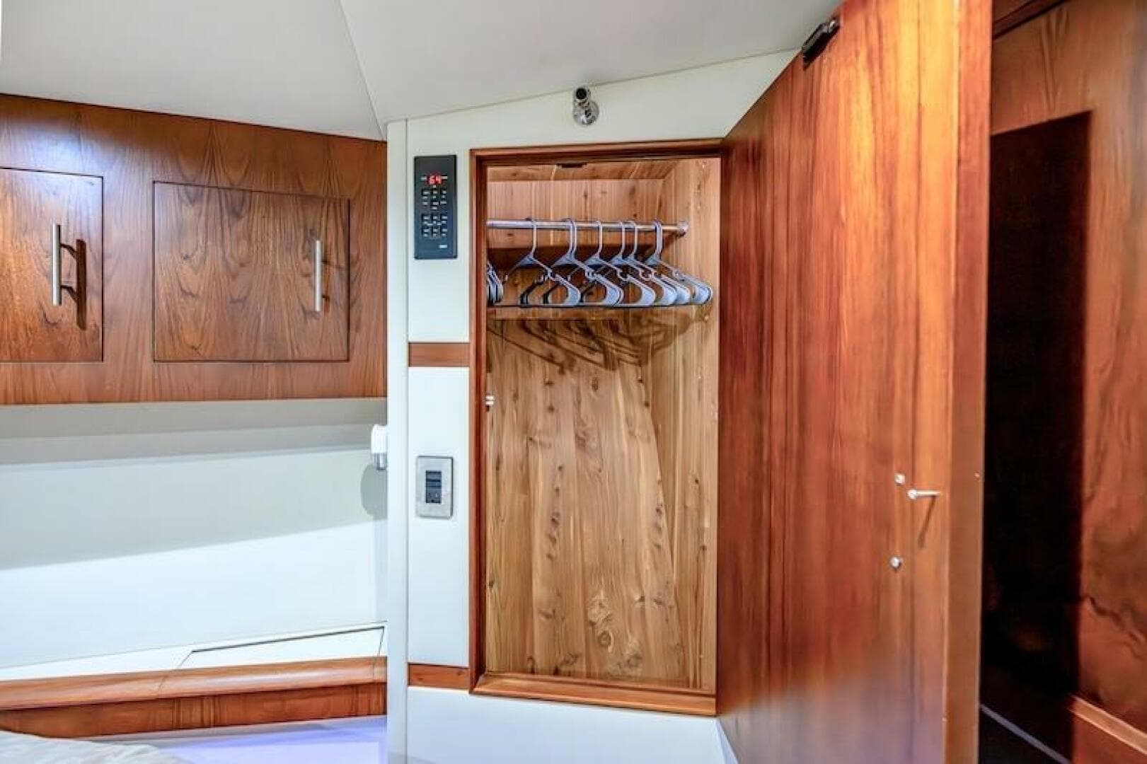 1991 Ocean Yachts Super Sport