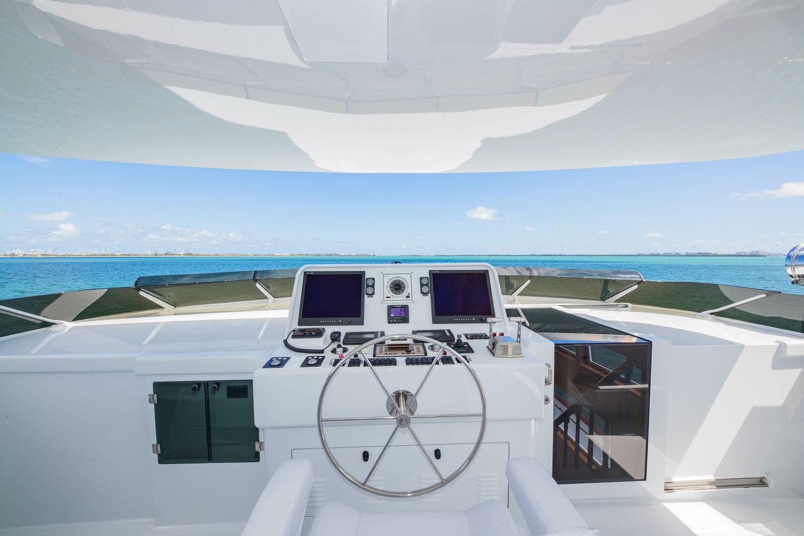 1998 Burger Raised Pilothouse