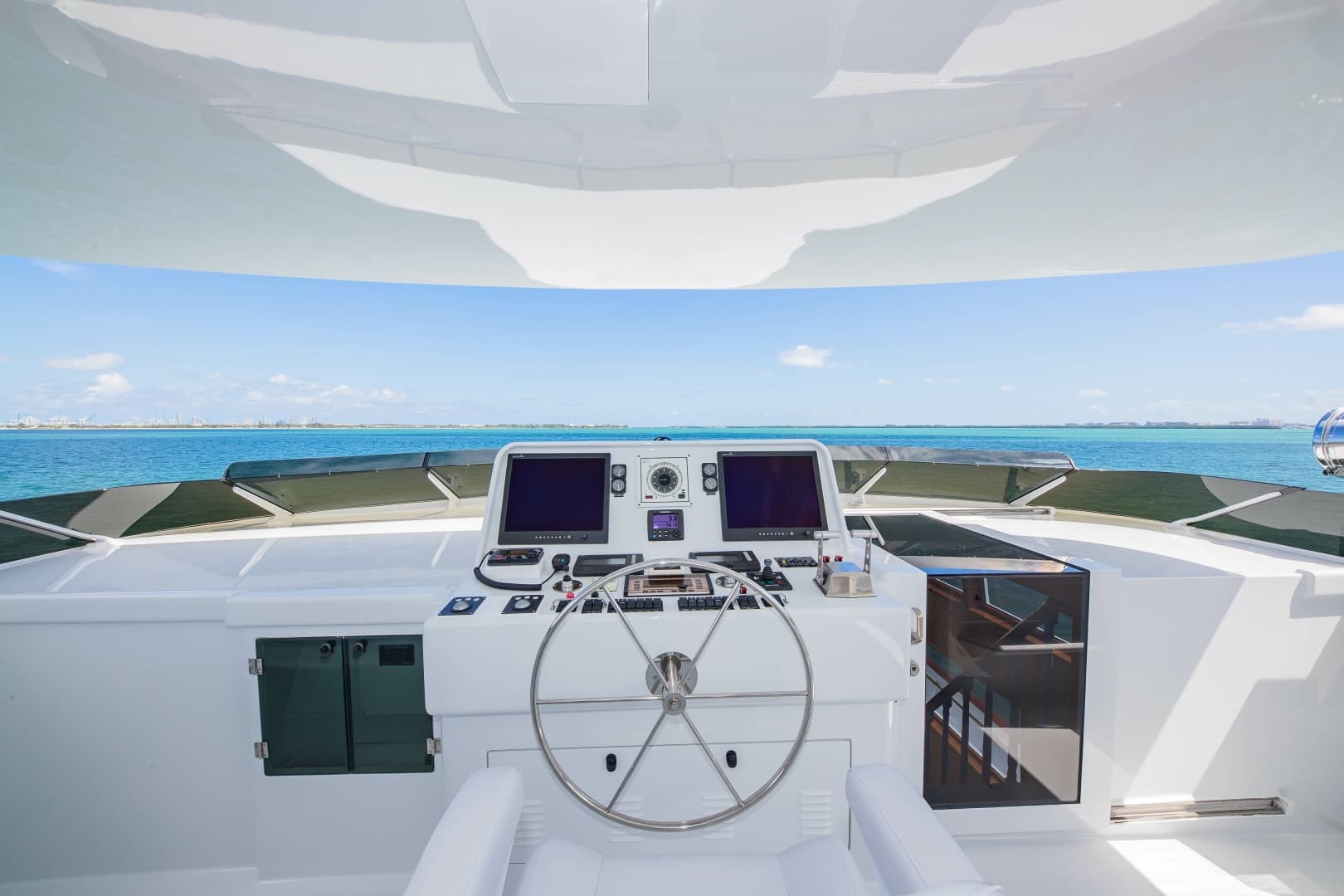 1998 Burger Raised Pilothouse