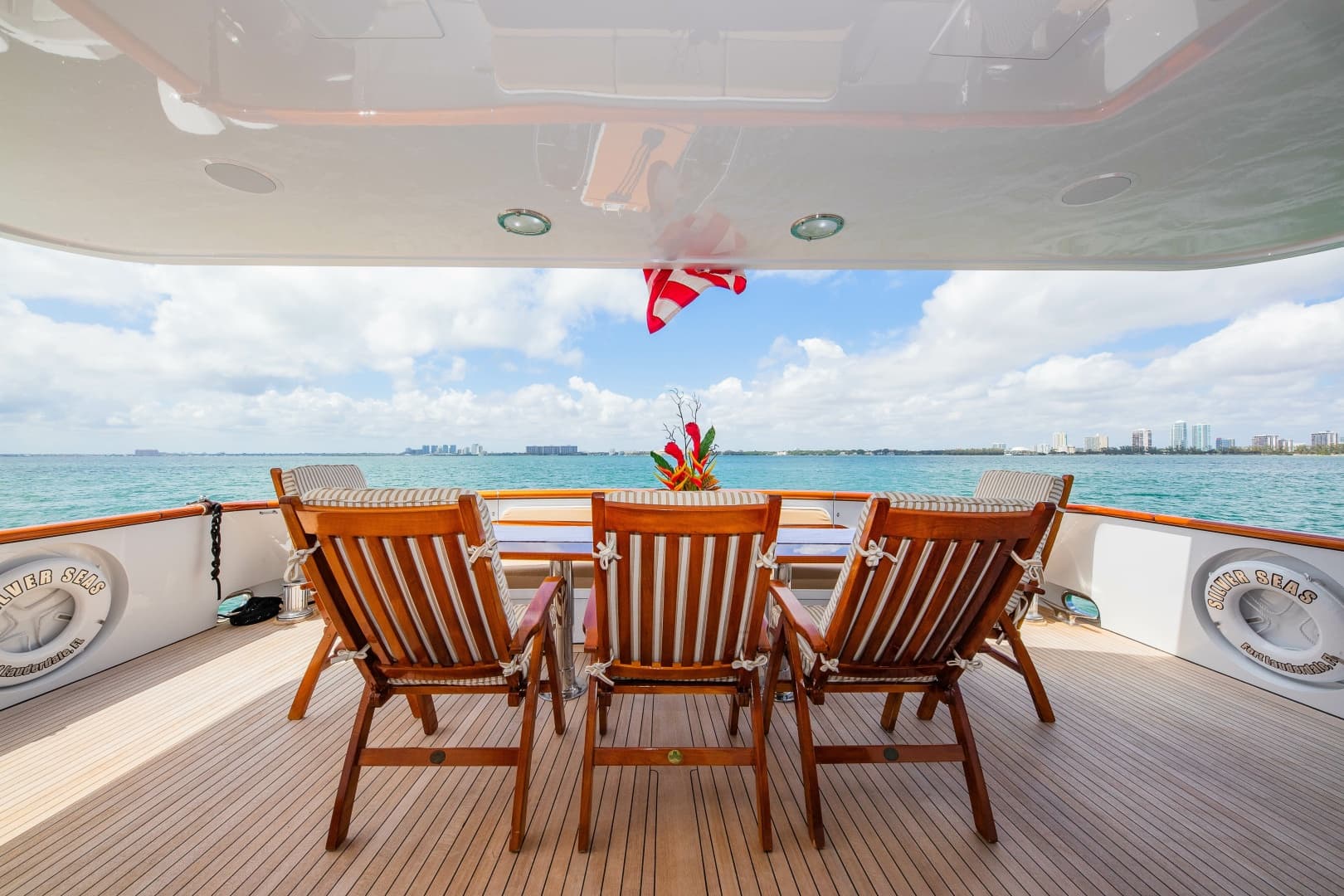 1998 Burger Raised Pilothouse