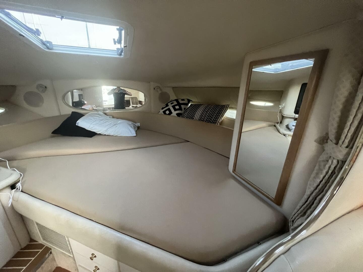 1999 Sea Ray 310 Sundancer