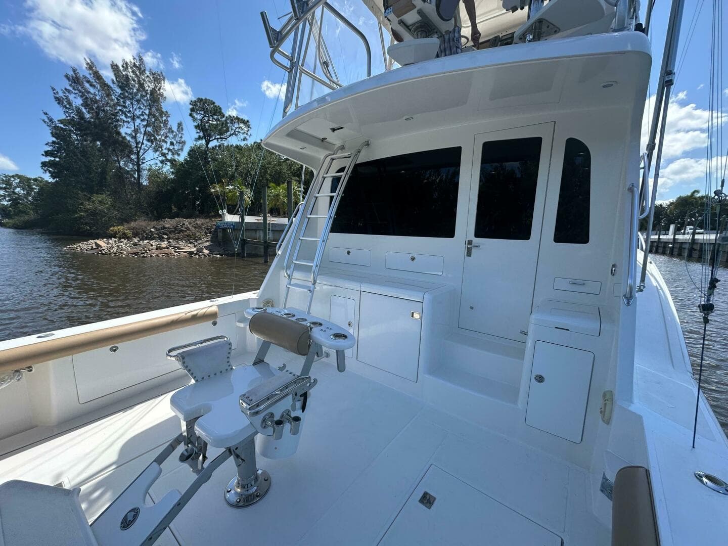 2004 Cabo 48 Flybridge