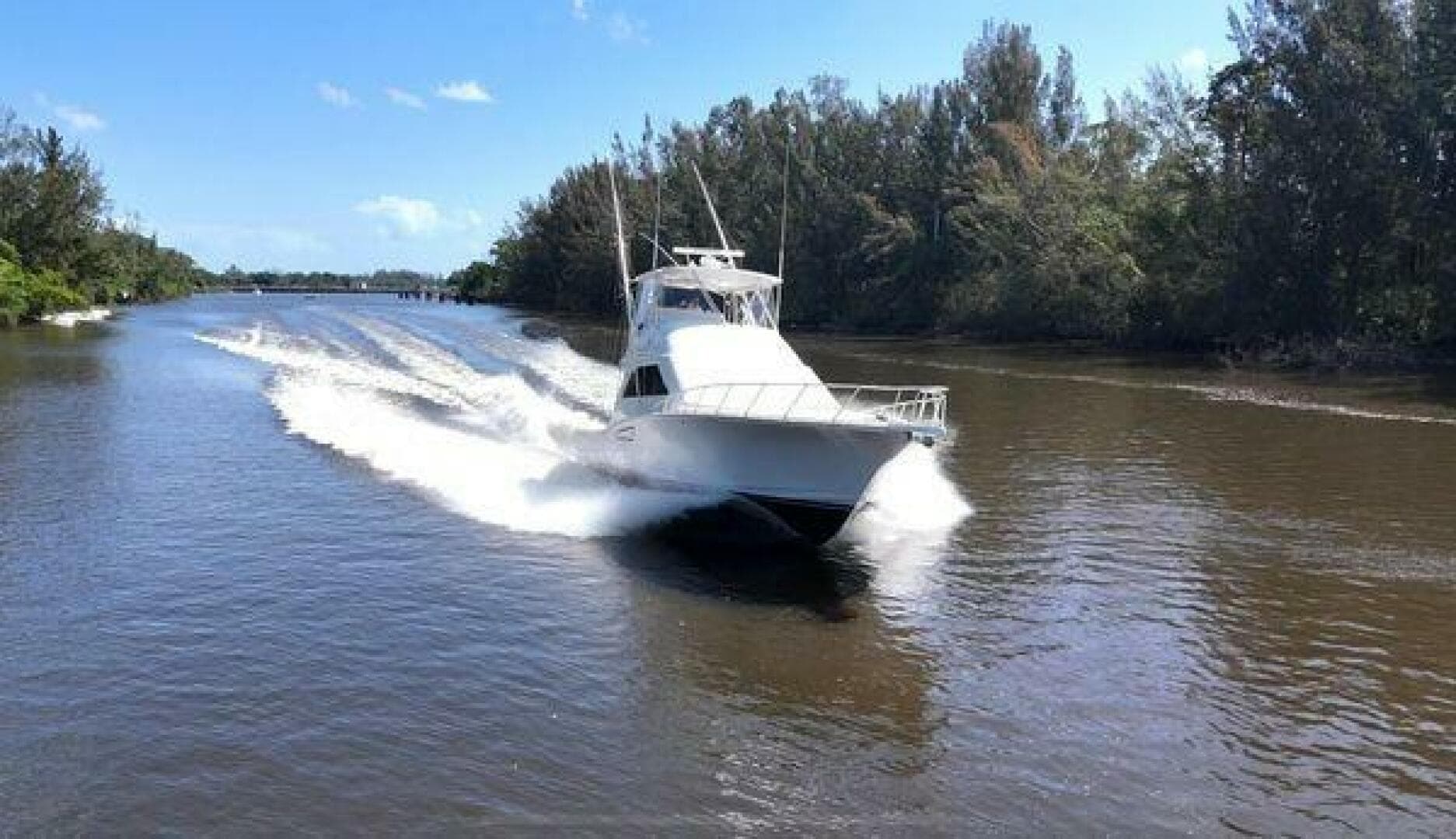 2004 Cabo 48 Flybridge