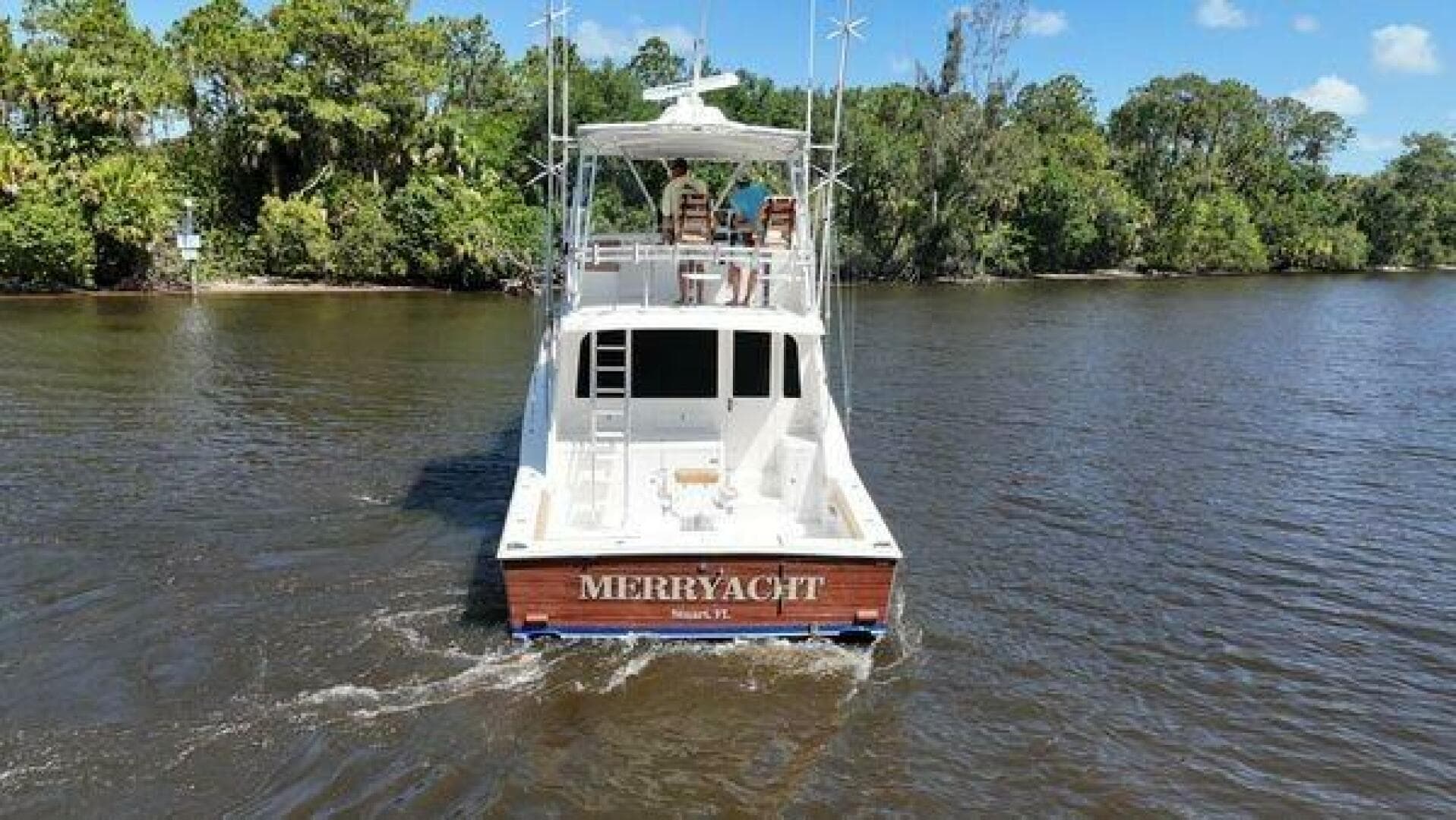 2004 Cabo 48 Flybridge