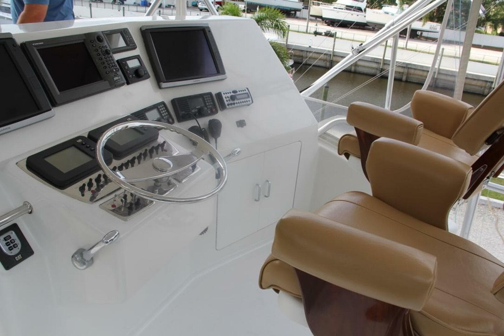 2004 Cabo 48 Flybridge