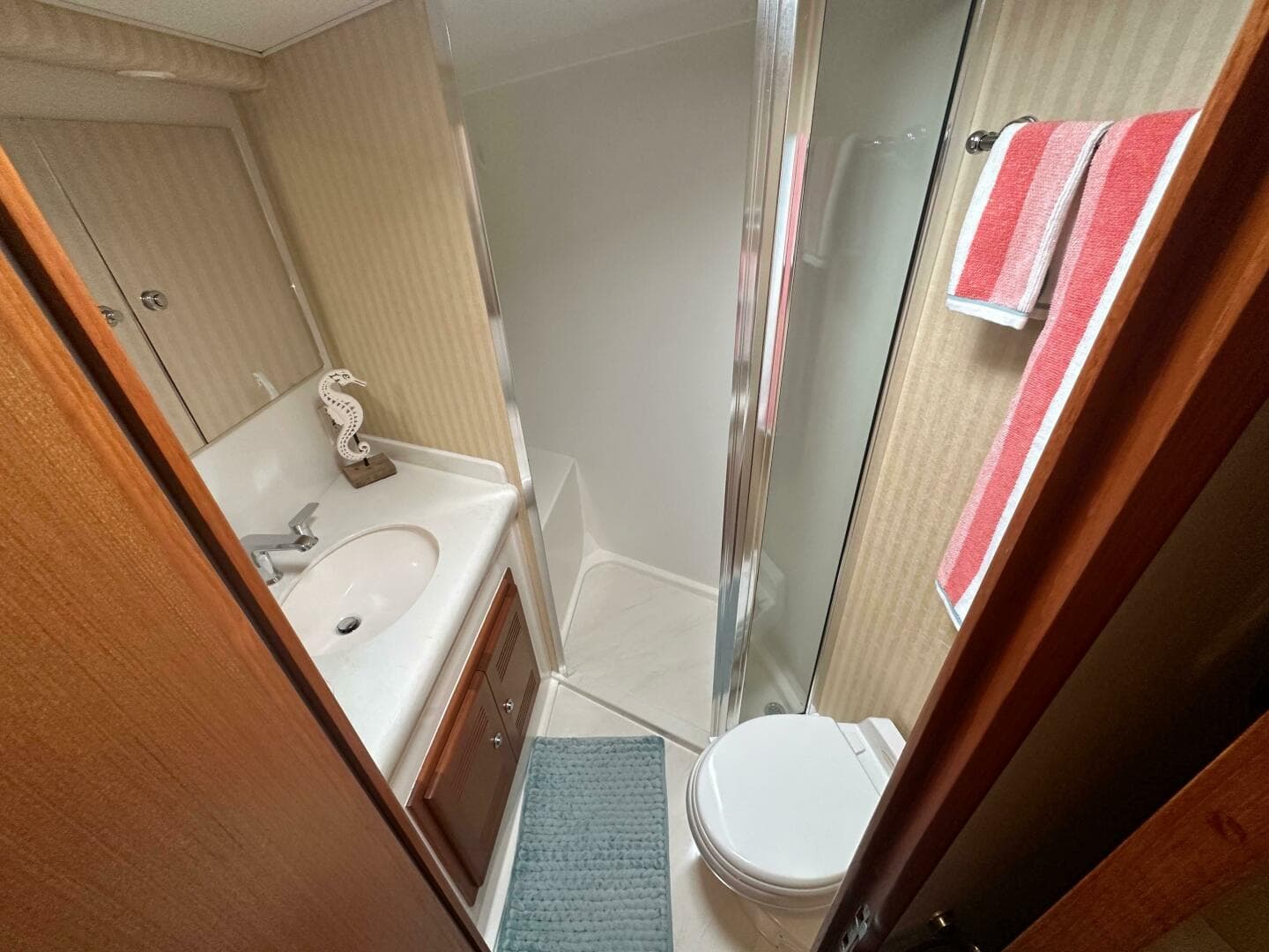 2004 Cabo 48 Flybridge