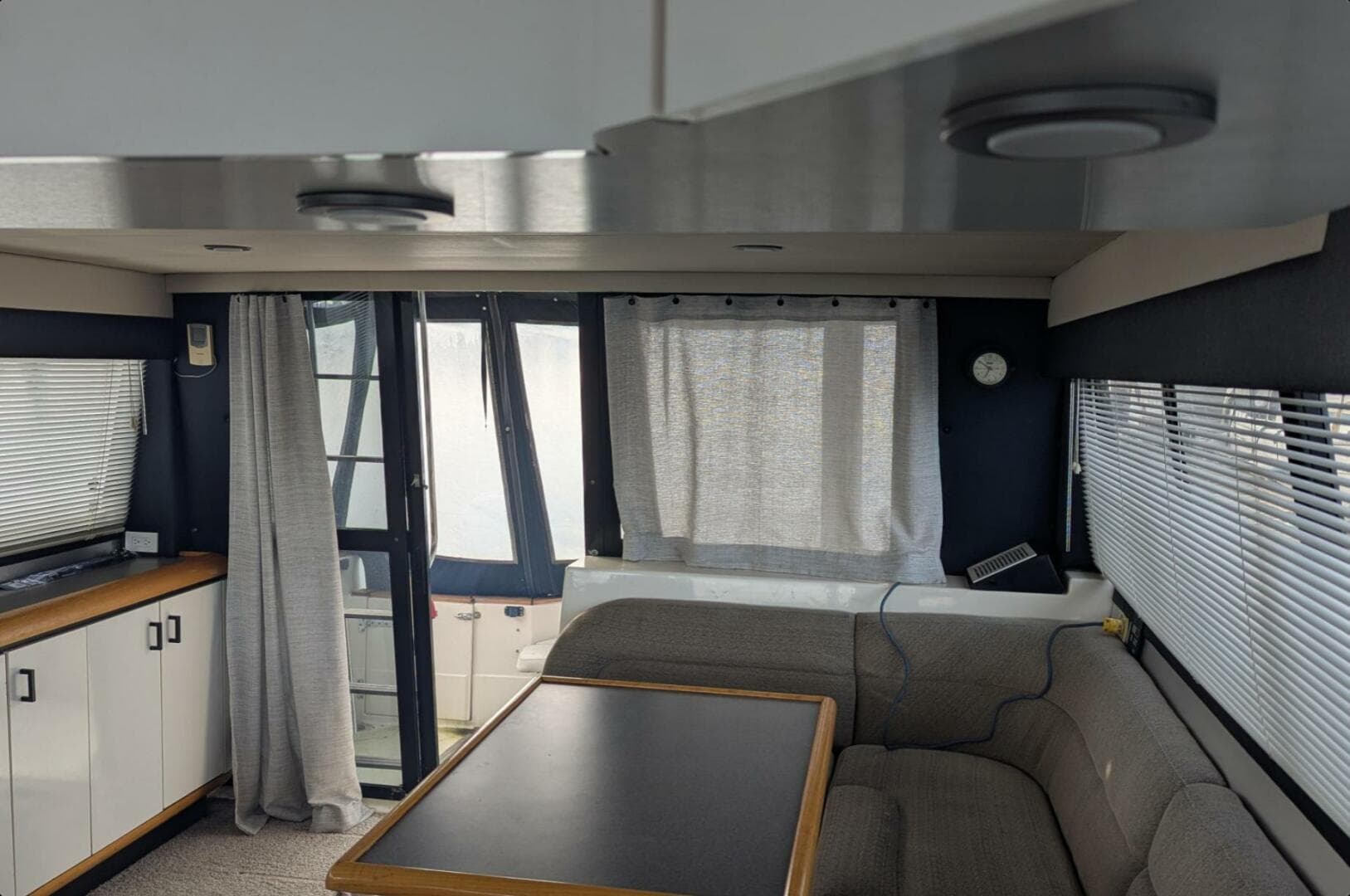 1991 Bayliner 4388 Motoryacht